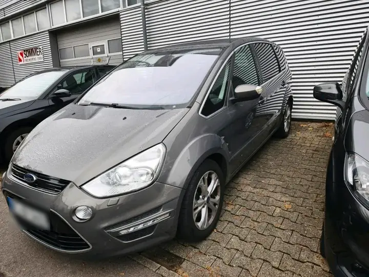 Ford S-Max