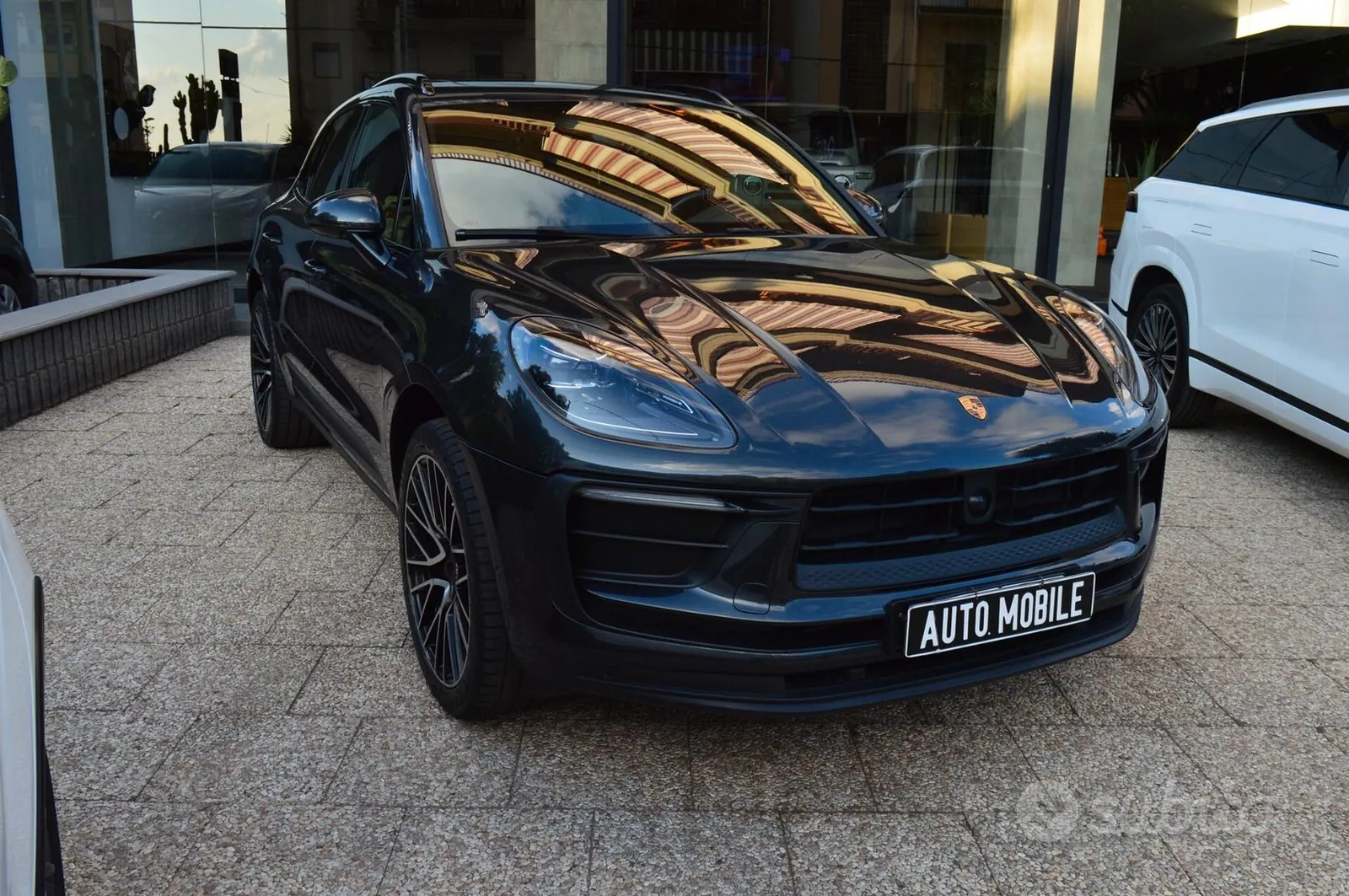 Porsche Macan 2021 photo 2