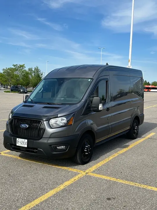 Ford Transit Cargo 2023 photo 2