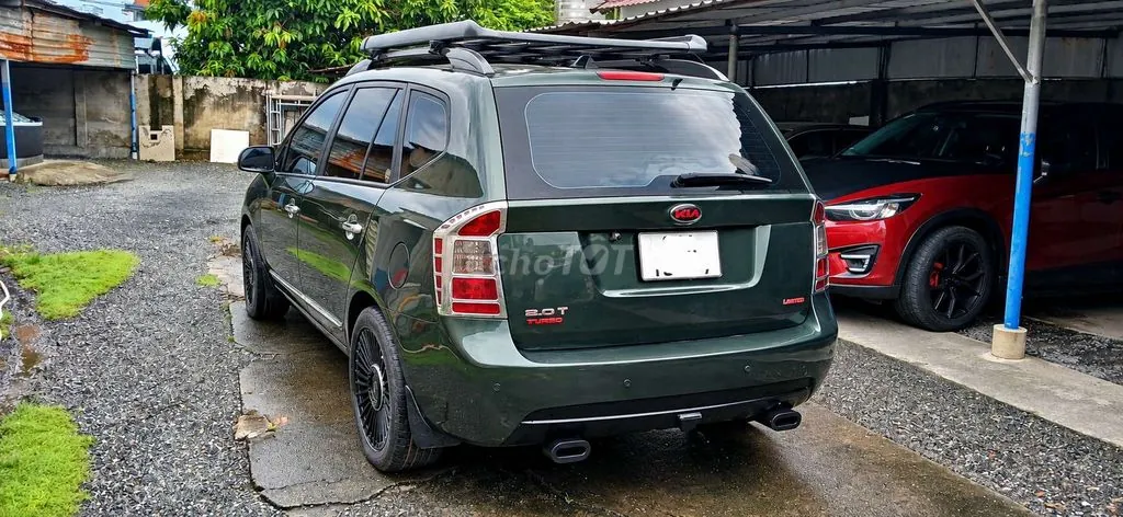 Kia Carens 2011 photo 3
