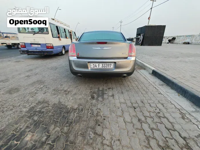 Chrysler 300 2012 photo 4