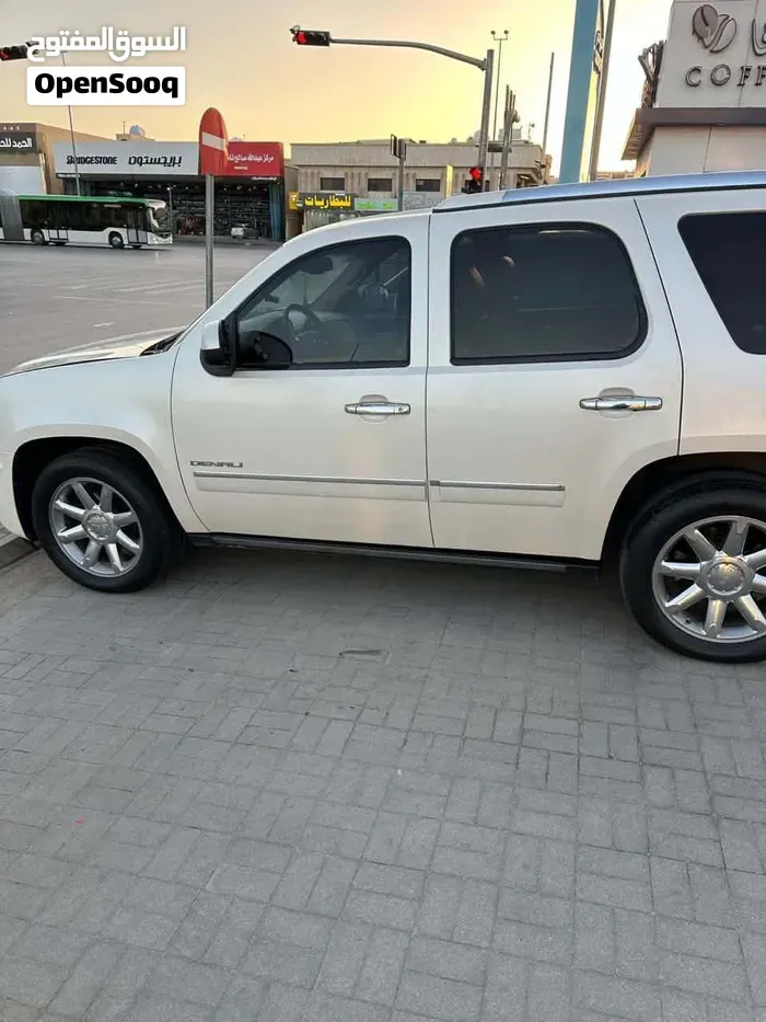 GMC 2010 2010 photo 3