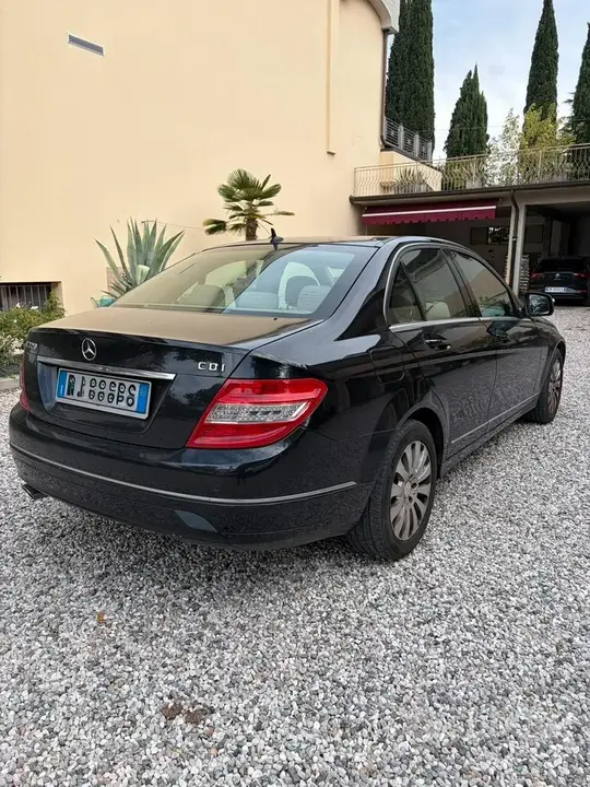 Mercedes-Benz C220 2007 photo 3