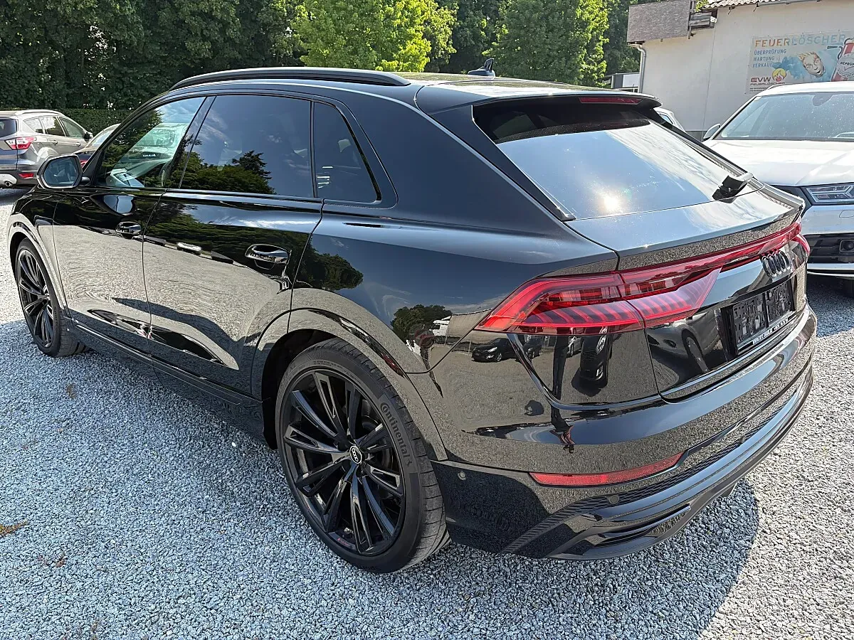Audi Q8 2022 photo 3