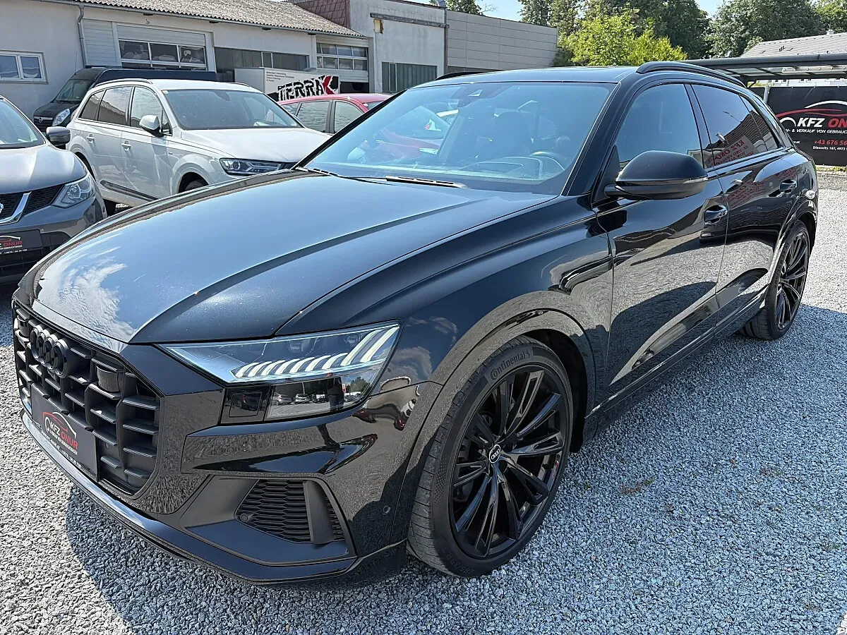 Audi Q8 2022 photo 2