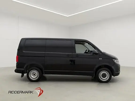 Volkswagen Transporter 2019 photo 2