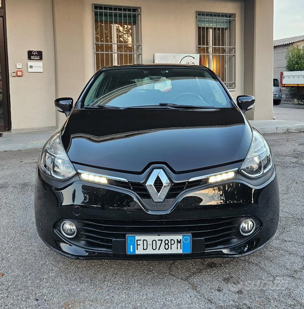 Renault Clio 2016 photo 2