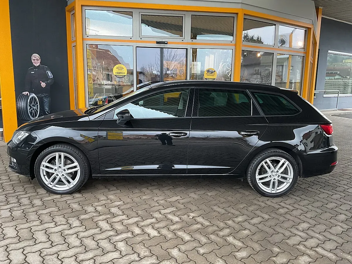 Seat Leon 2020 photo 2