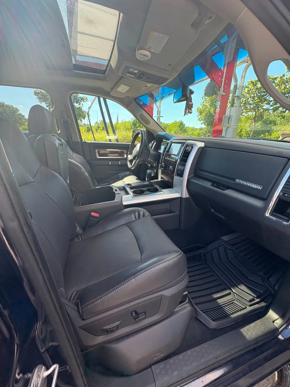 Dodge Ram 1500 2012 photo 5