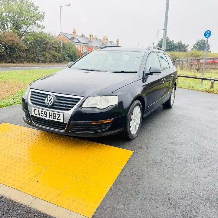 Volkswagen Passat 2010 photo 4