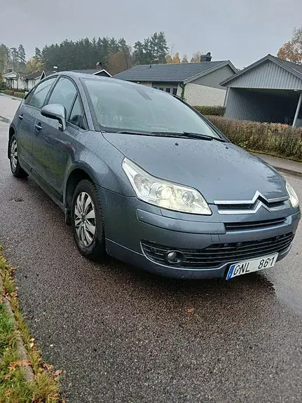 Citroen C4 2008 photo 2