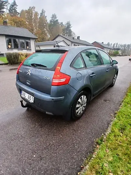 Citroen C4 2008 photo 4