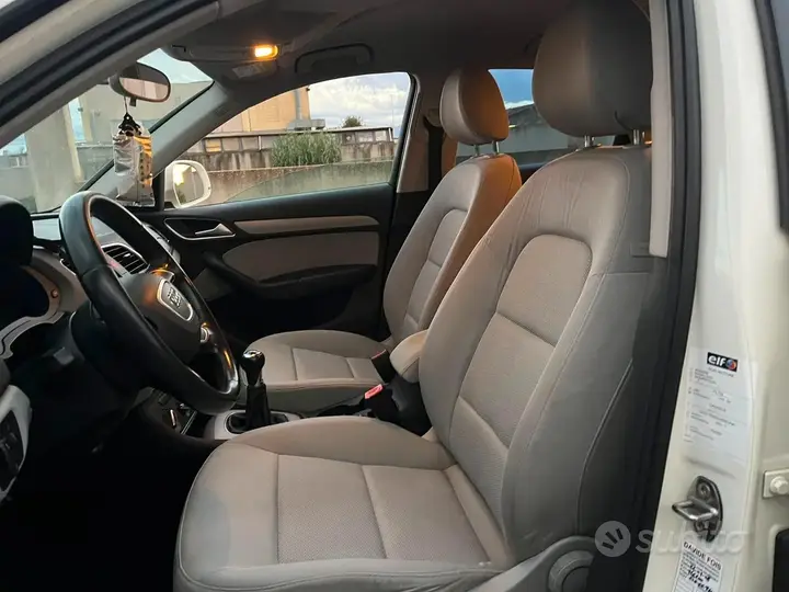 Audi Q3 2014 photo 4