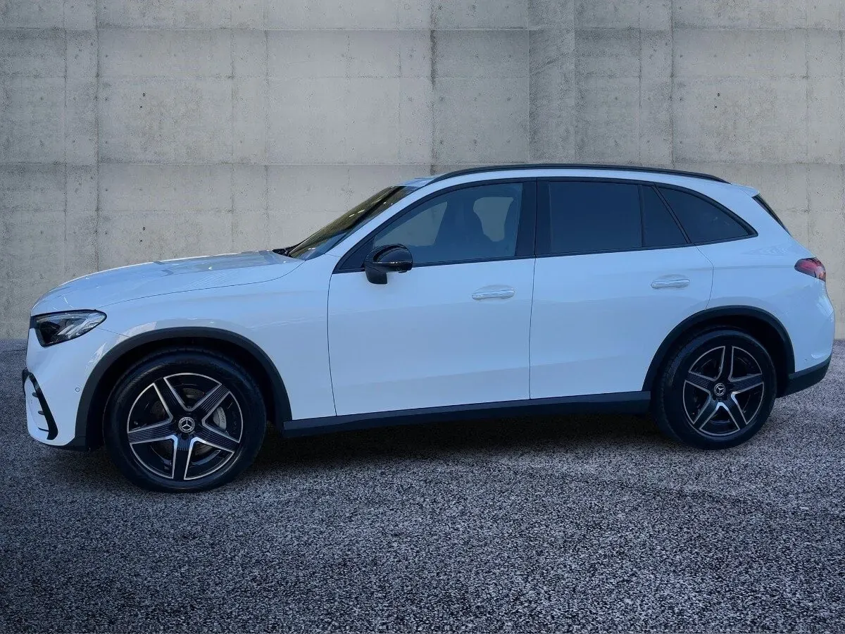 Mercedes-Benz Glc-Class 2025 photo 3