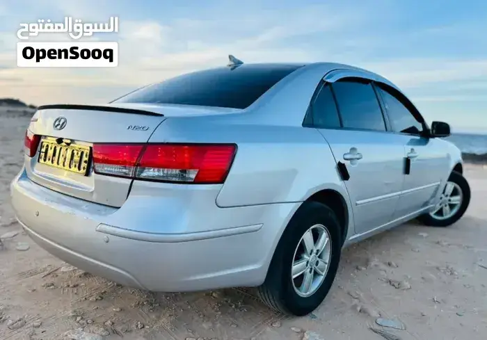 Hyundai Sonata 2009 photo 2