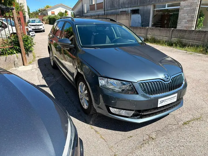 Skoda Octavia 2015 photo 4