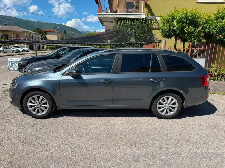 Skoda Octavia 2015 photo 2