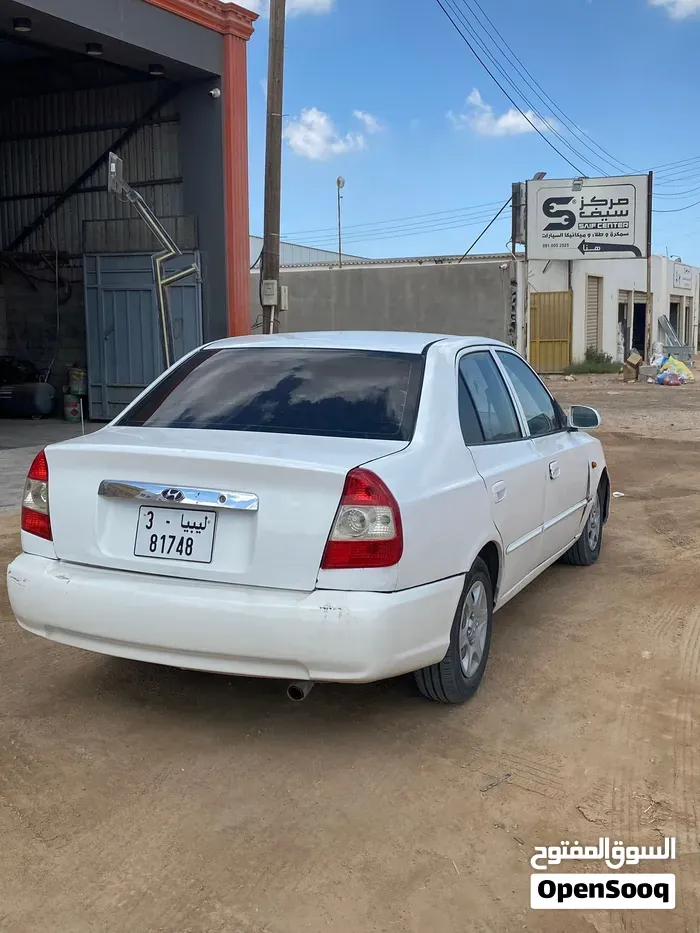 Hyundai Verna 2002 photo 4