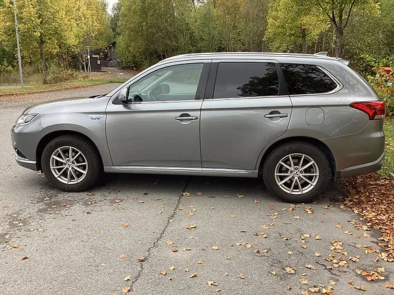 Mitsubishi Outlander 2016 photo 3