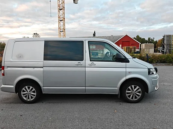 Volkswagen Transporter 2010 photo 4