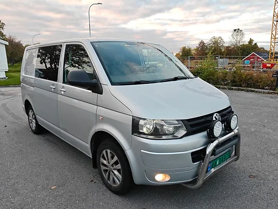 Volkswagen Transporter 2010 photo 3