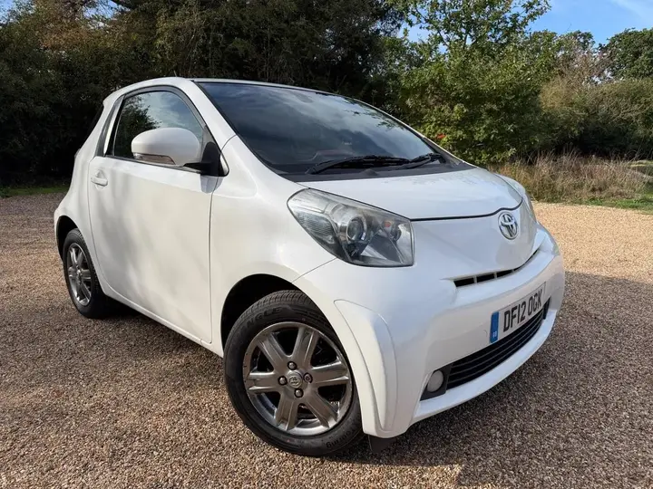 Toyota Iq