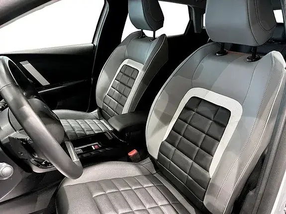 Citroen C4 2025 photo 4