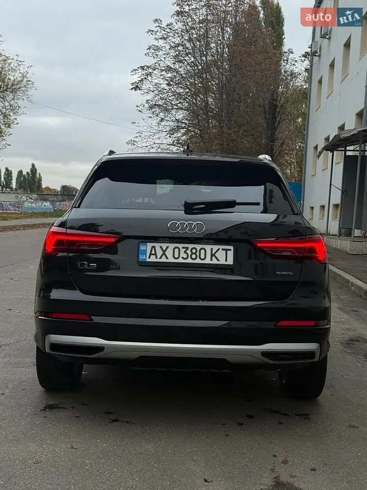 Audi Q3 2019 photo 3