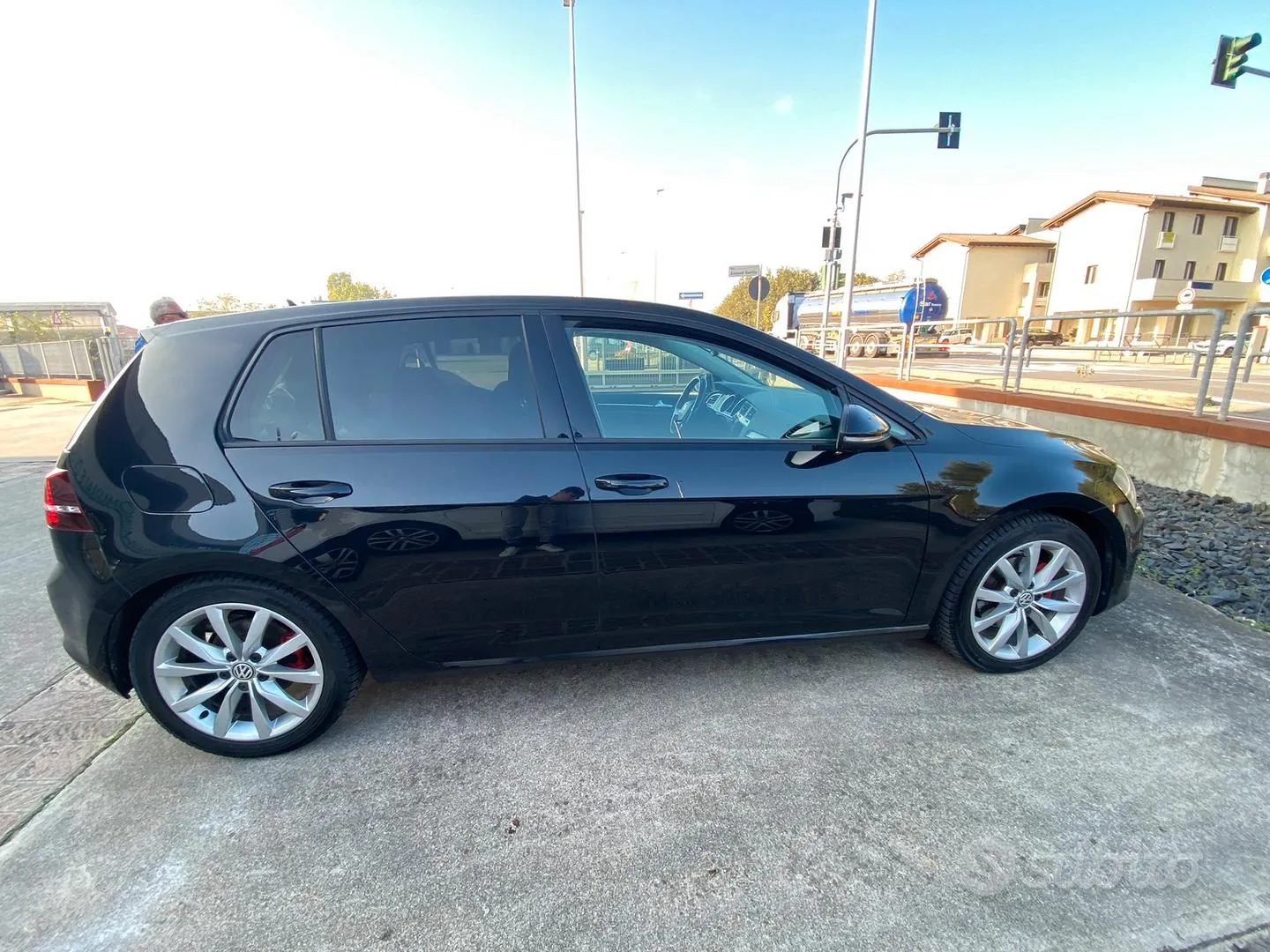 Volkswagen Golf 2016 photo 2