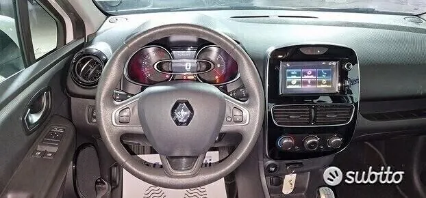 Renault Clio 2018 photo 2