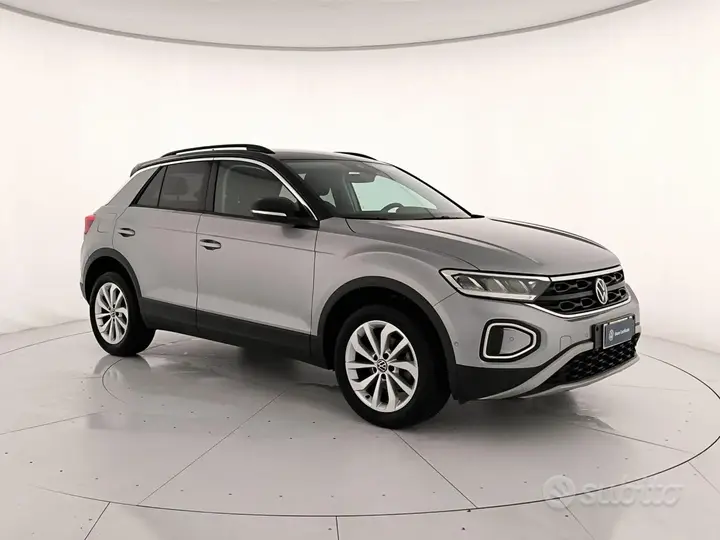 Volkswagen T-Roc 2024 photo 4