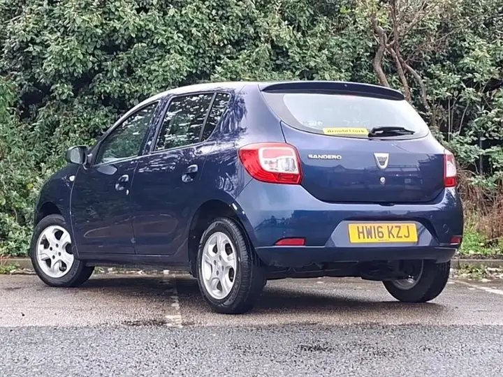 Dacia Sandero 2016 photo 2