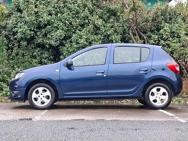 Dacia Sandero 2016 photo 4
