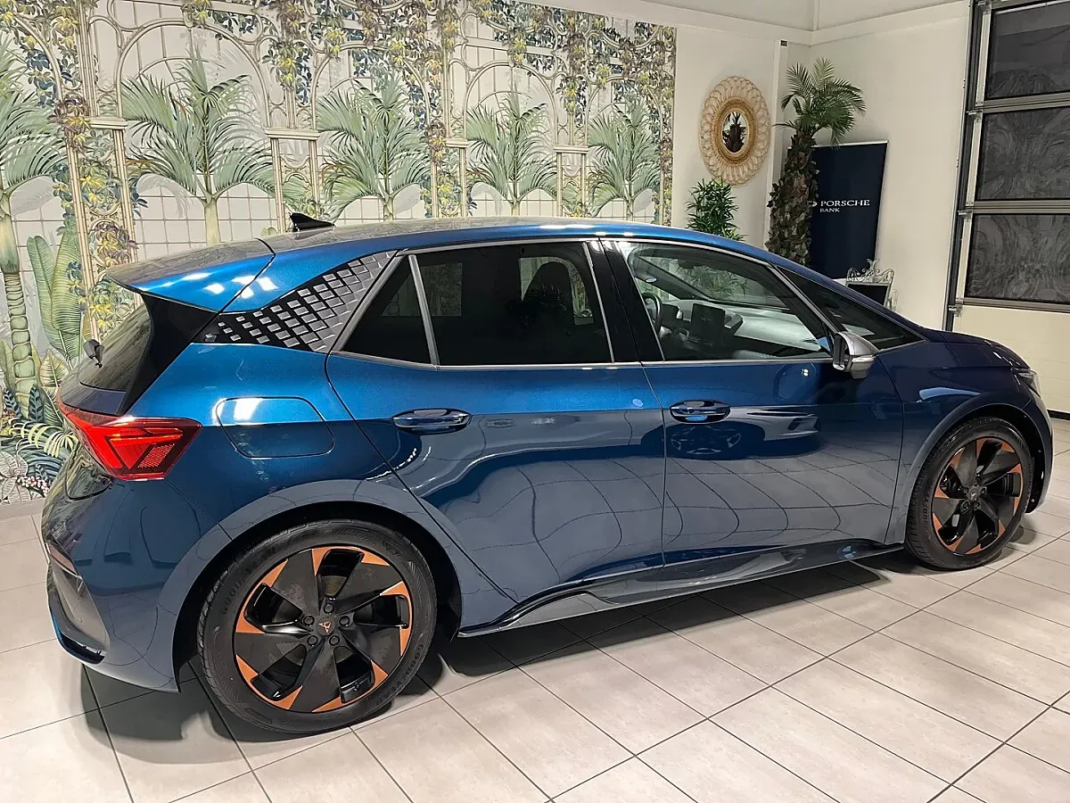 Cupra Born 2022 photo 2