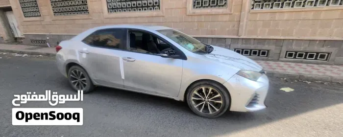 Toyota Corolla 2017 photo 2
