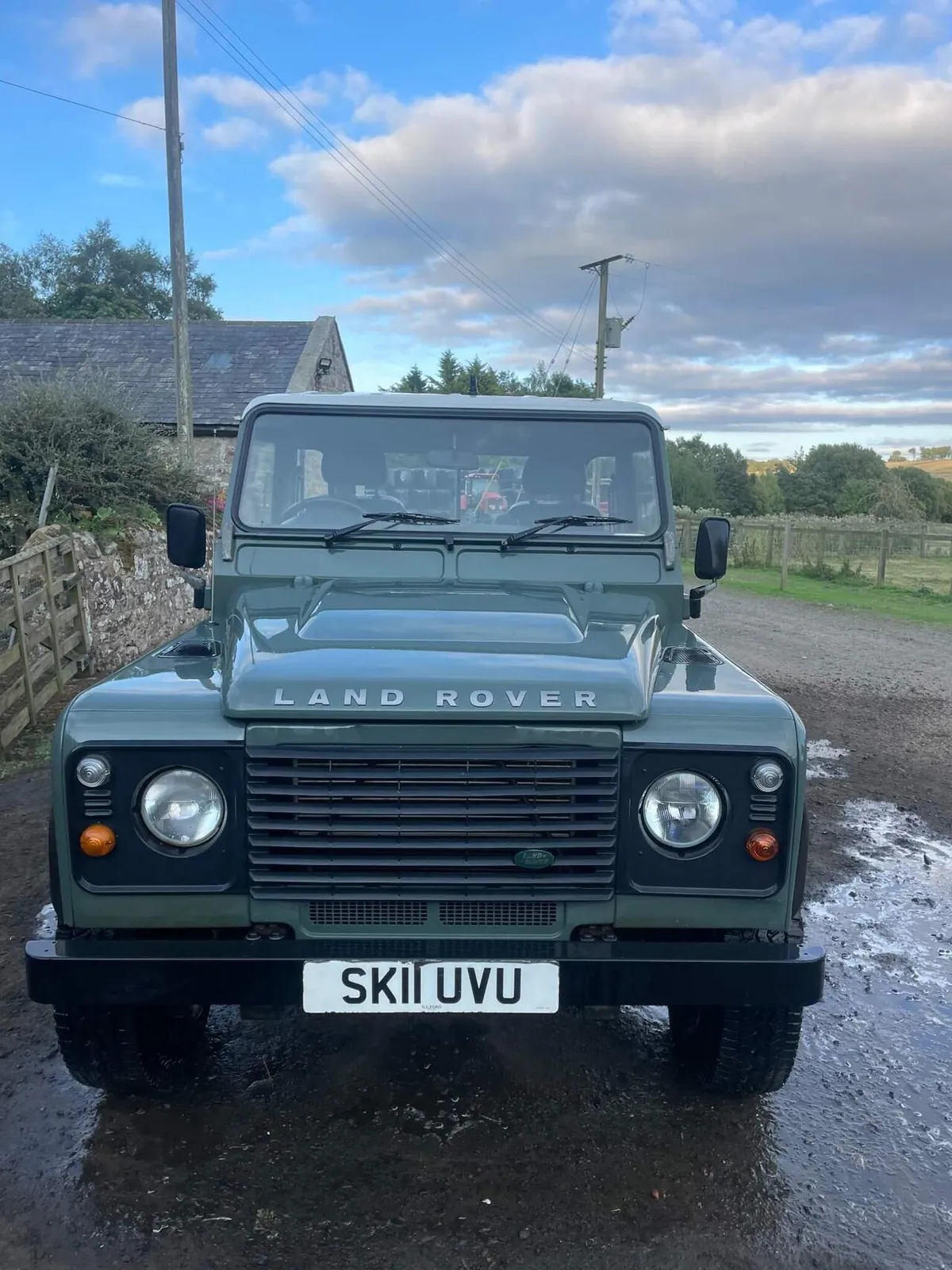 Land Rover Defender 110