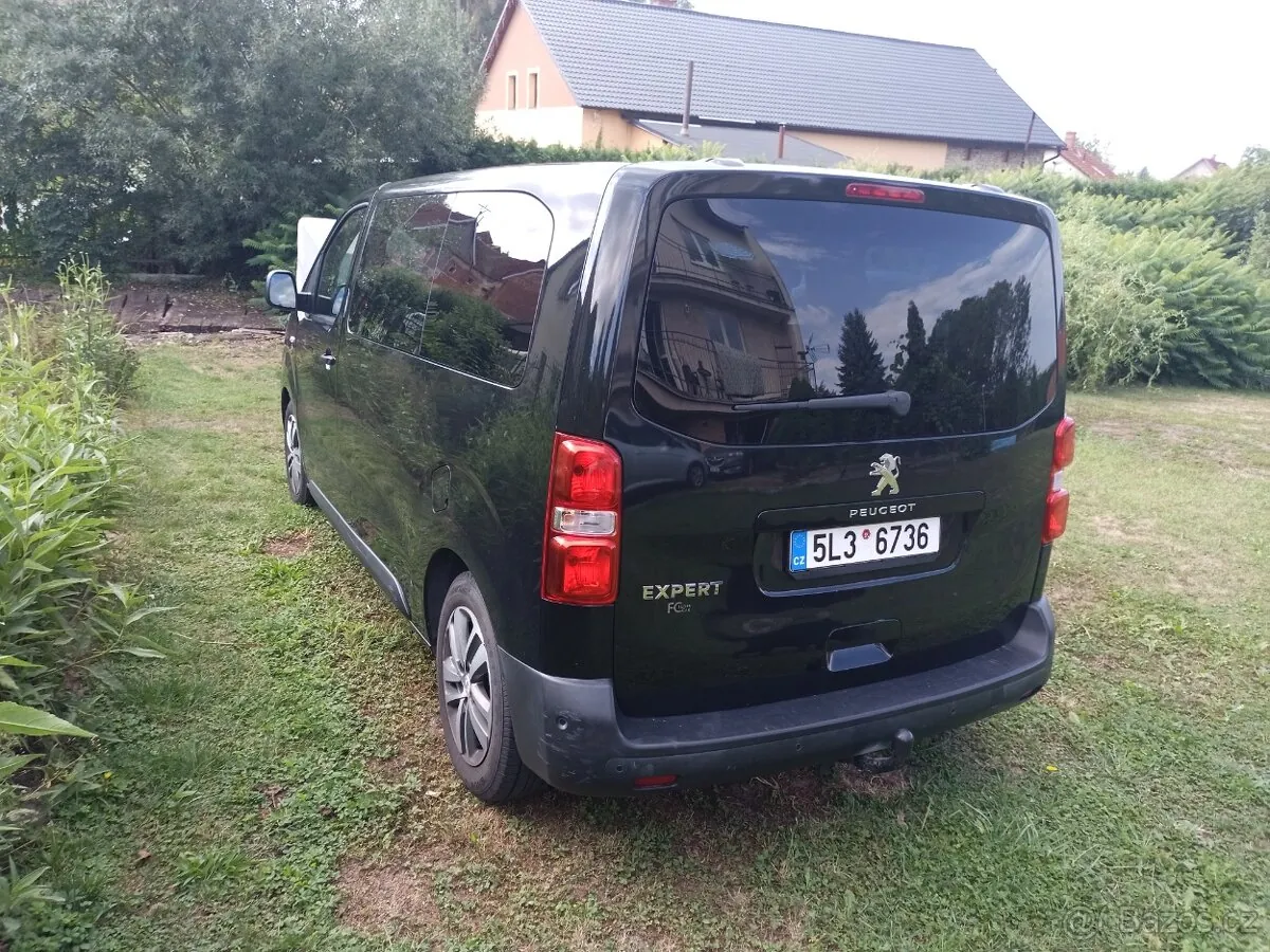 Peugeot Traveller 2017 photo 4