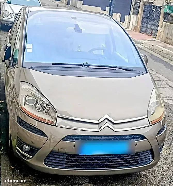 Citroen C4 Picasso 2007 photo 2