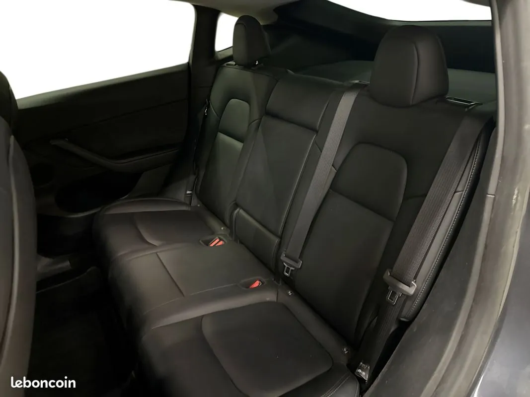 Tesla Model Y 2023 photo 5