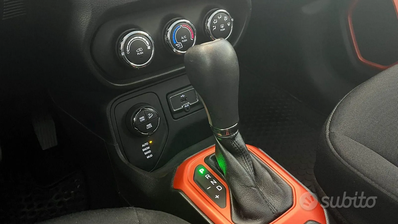 Jeep Renegade 2017 photo 4