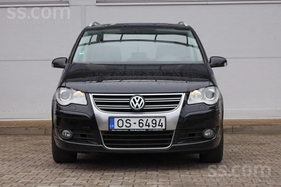 Volkswagen Touran 2009 photo 3