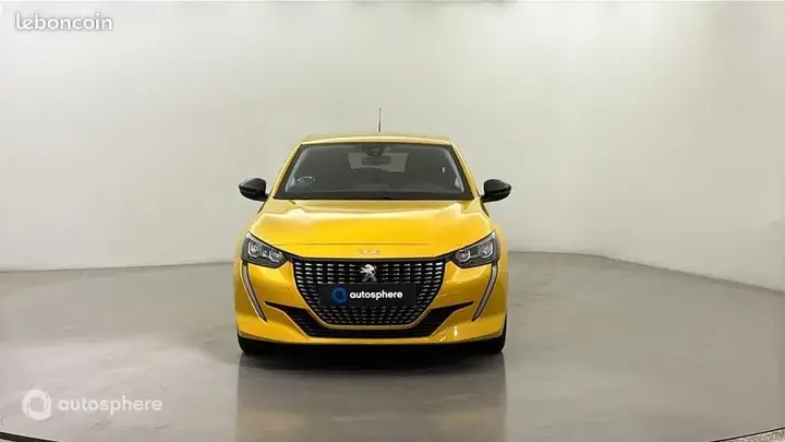 Peugeot 208 2023 photo 2