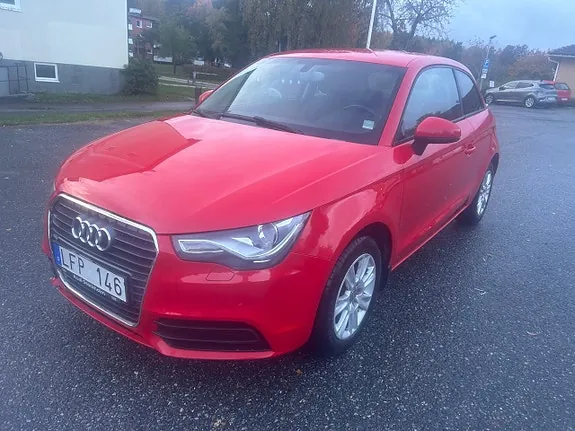Audi A1 2011 photo 2