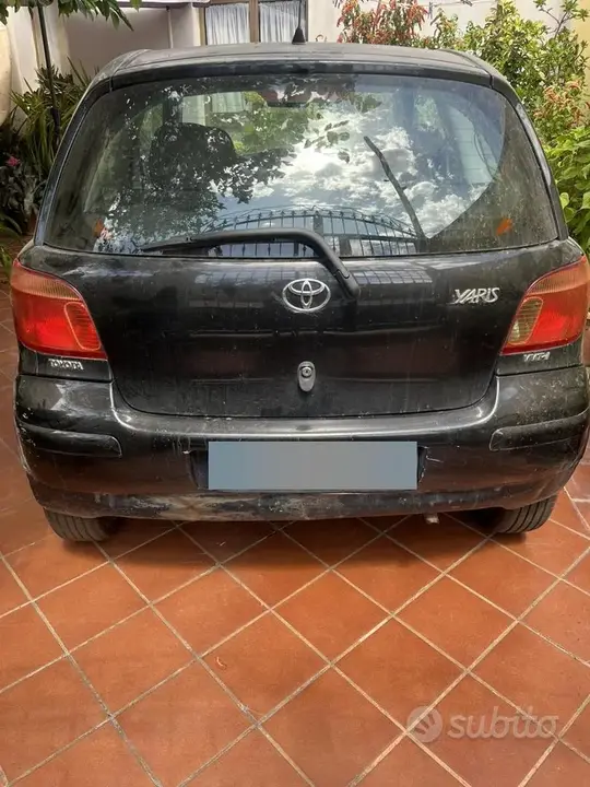 Toyota Yaris 2004 photo 3
