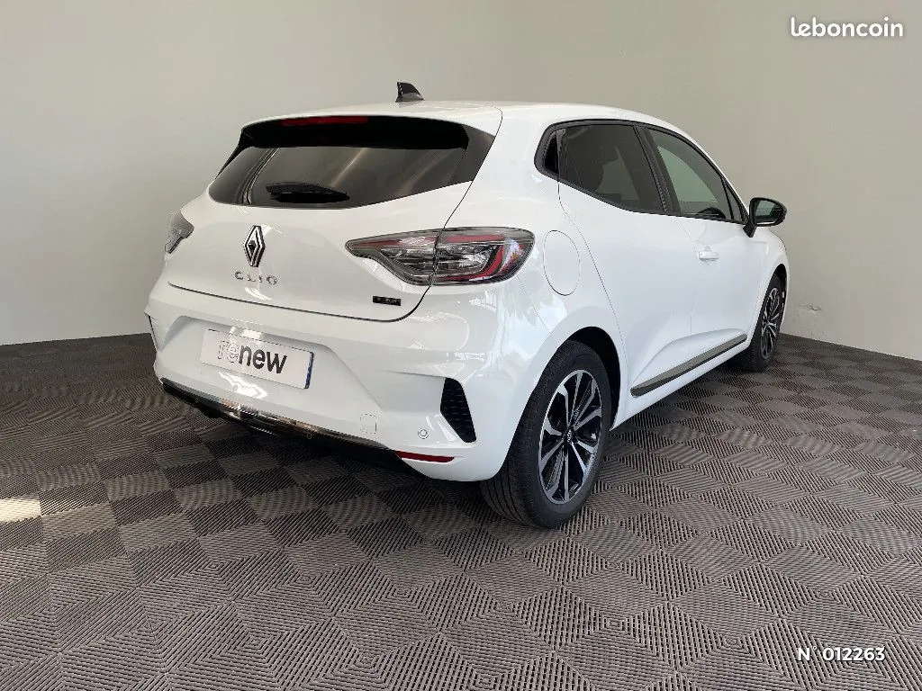 Renault Clio 2024 photo 4