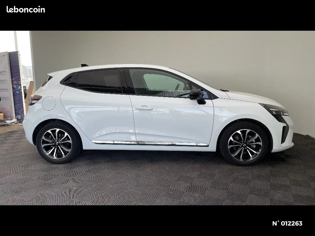 Renault Clio 2024 photo 5