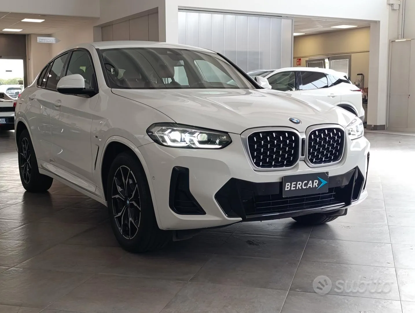 BMW X4 2024 photo 4