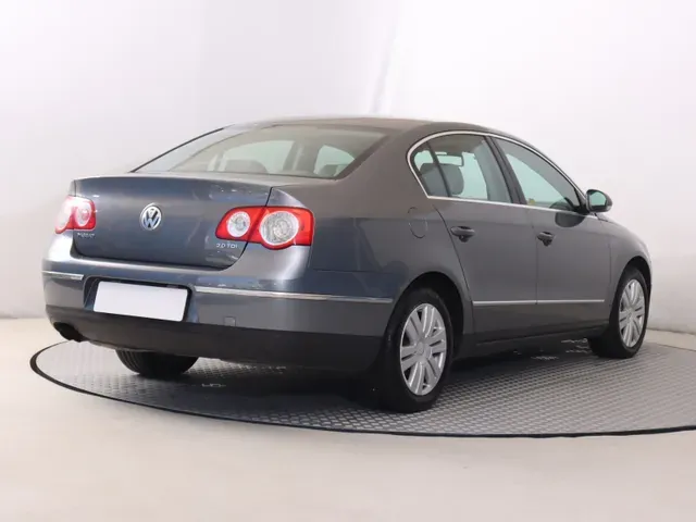 Volkswagen Passat 2005 photo 4