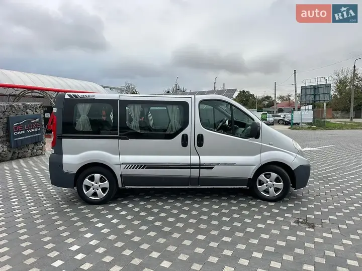 Renault Trafic 2008 photo 2