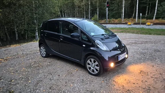 Citroen C-Zero 2011 photo 2